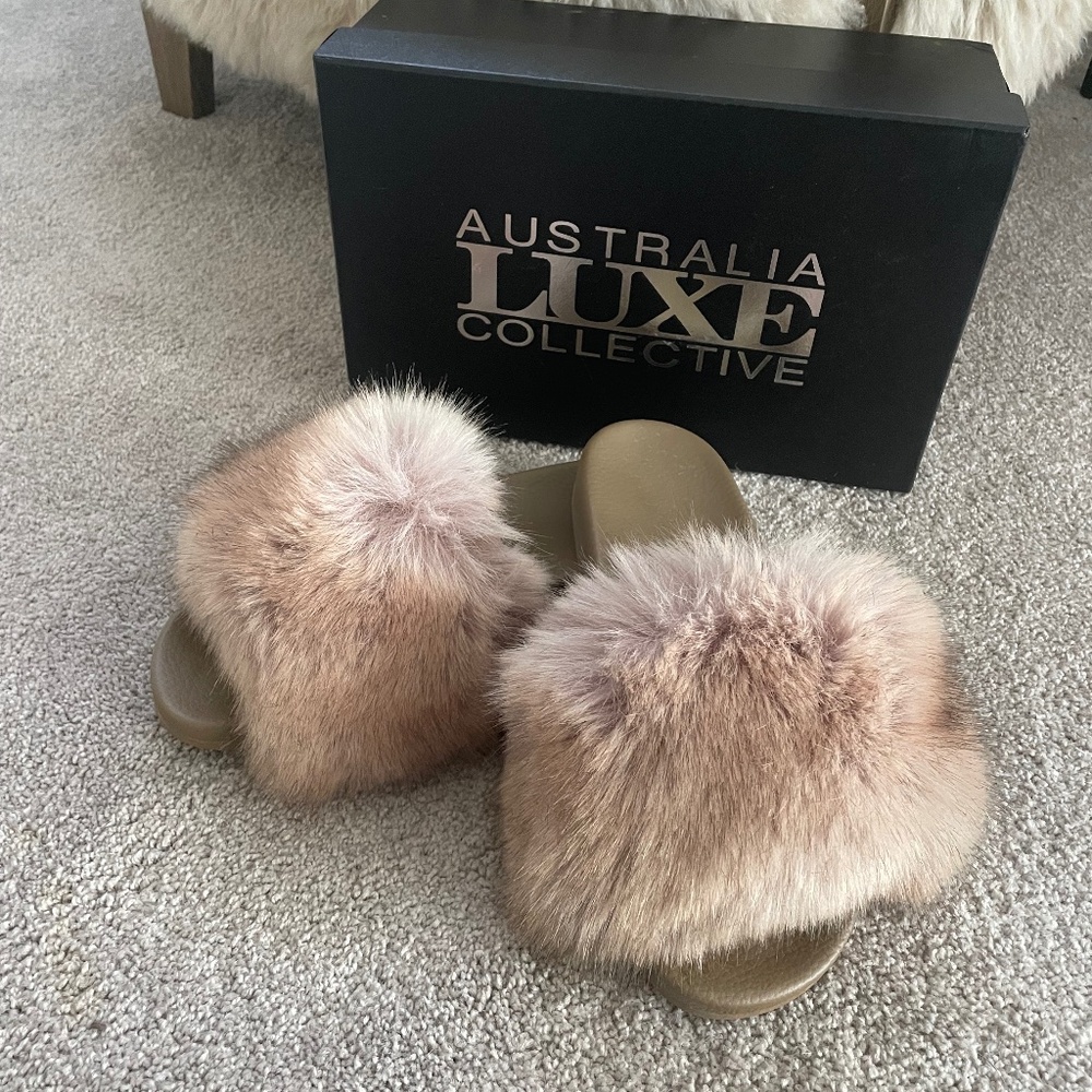 Women’s slides